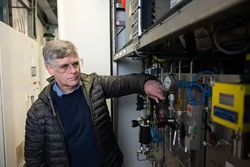 Jon Maddy, director of USW's Hydrogen Centre, conducting research in the Centre.