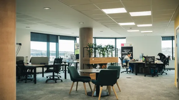 newport hub stiwdio