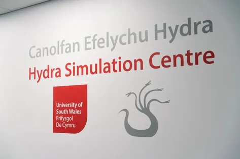 Canolfan Efelychu Hydra / Hydra Simulation Centre