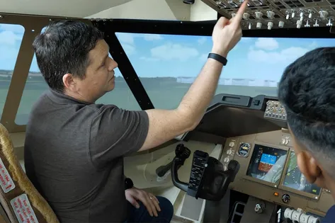 video-engineering-flight-simulator.jpg