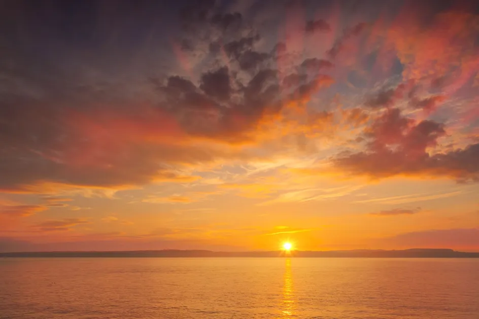 https://uswfoxtail.blob.core.windows.net/foxtail-prod-uploads/original_images/Sunset.jpg