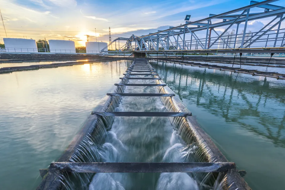 https://uswfoxtail.blob.core.windows.net/foxtail-prod-uploads/original_images/Sewage_treatment_plant.jpg
